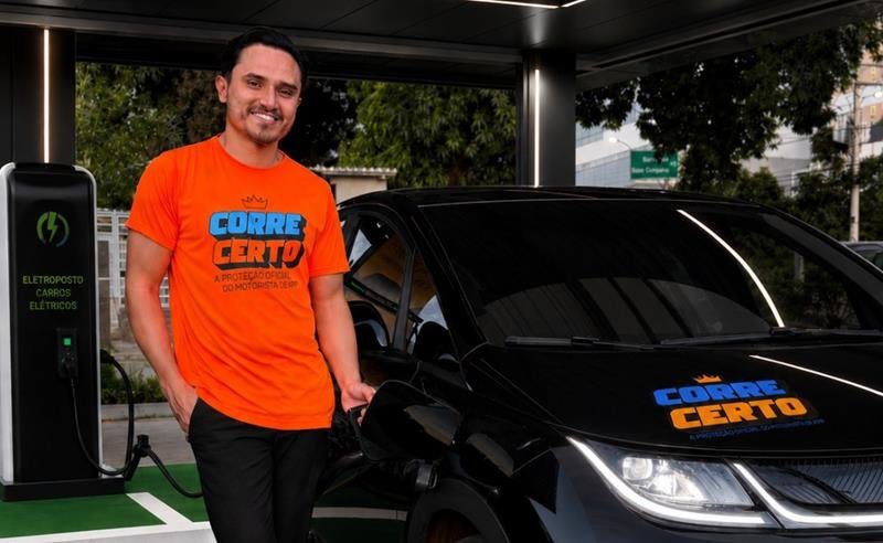 Mercado de veículos elétricos bate recordes e fortalece nova economia entre motoristas de aplicativo